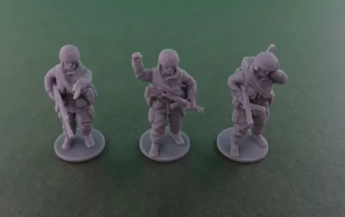 Command in helmets (15mm)